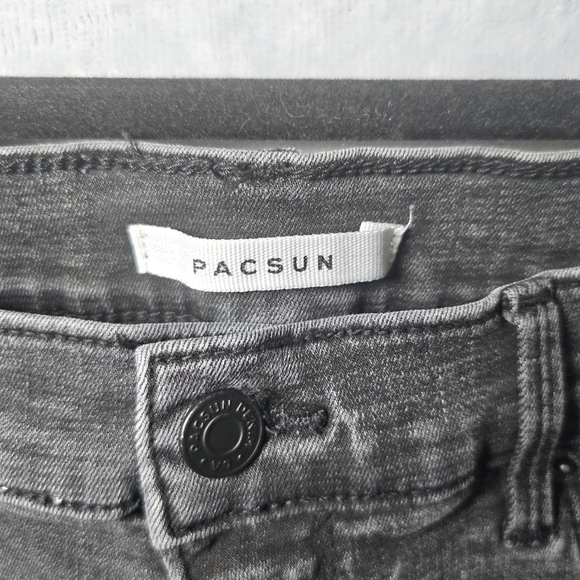 PacSun High Rise Jegging Distressed Ripped knee Black Raw Hem Jeans Size 28 EUC - Picture 9 of 10